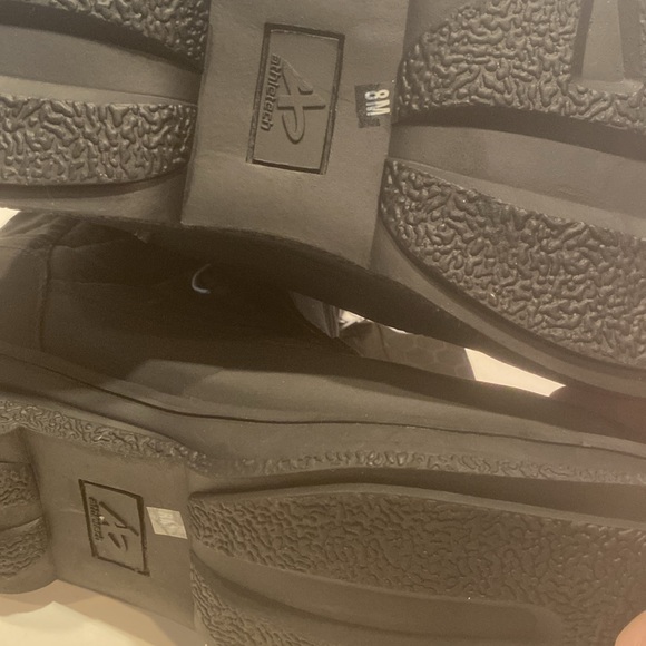 NWT Athletech Black Cold Weather Protection Winter Boots - Picture 9 of 9